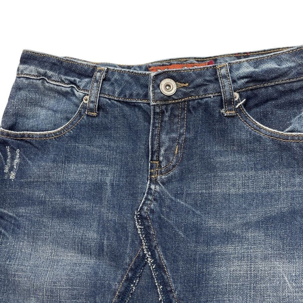 MUDD Distressed Denim Mini‎ Skirt Juniors Size 5 Medium Wash Raw Hem y2k 2000s - Picture 4 of 13